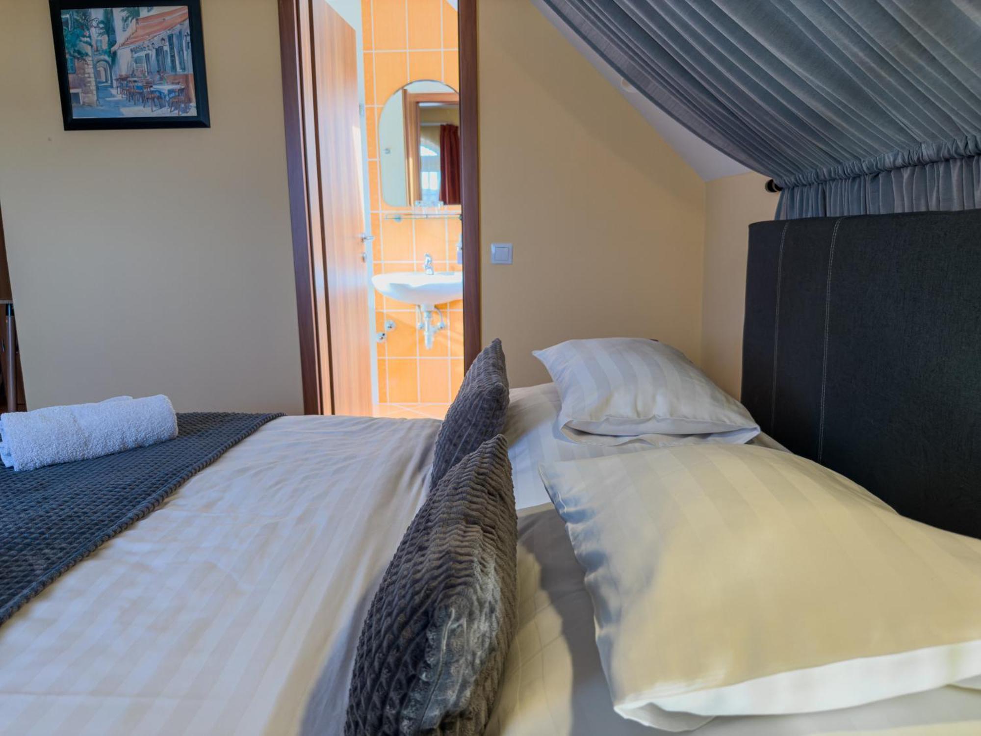 Barackvirag Vendeghaz Hotel Tihany Bagian luar foto